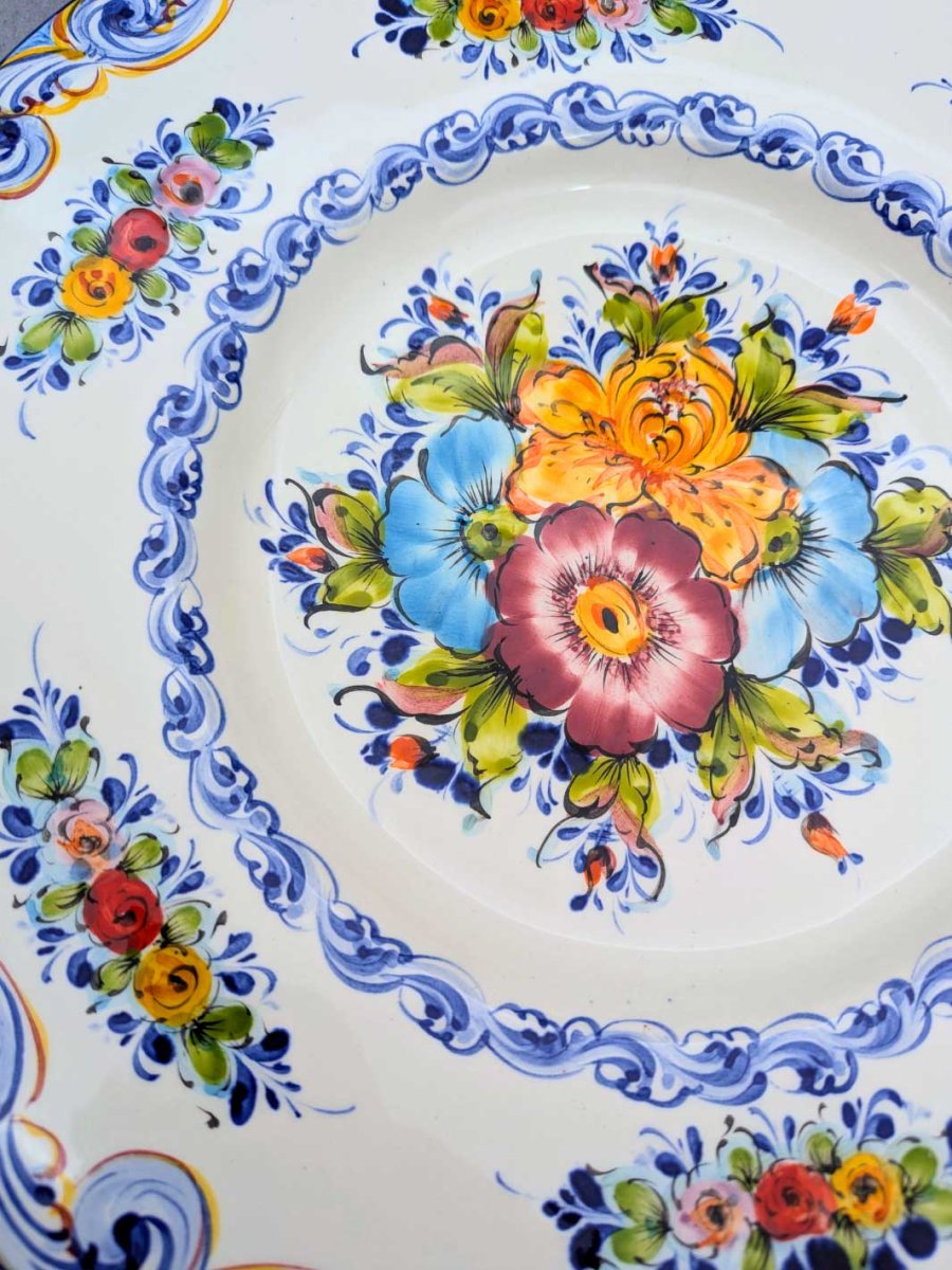 16 Inch Hand-Painted Alcobaça Ceramic Decorative Plate - Image 8